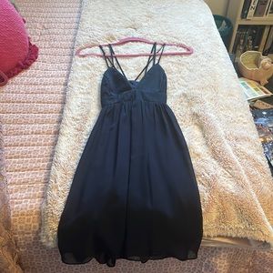 Dark blue Jump Apparel dress. Size 5/6. In good condition. Only worn once.
